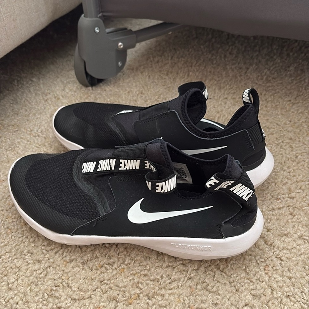 kids nikes